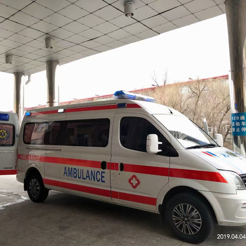苍梧救护车出租服务案例2